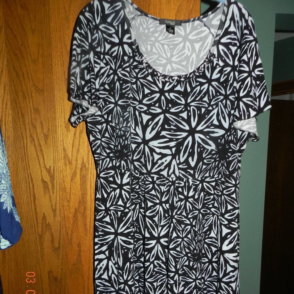 Style & Co Knit Short Sleeve Dress